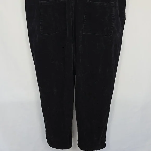 POL Black Corduroy Sleeveless Jumpsuit - Size Large - Picture 7 of 11